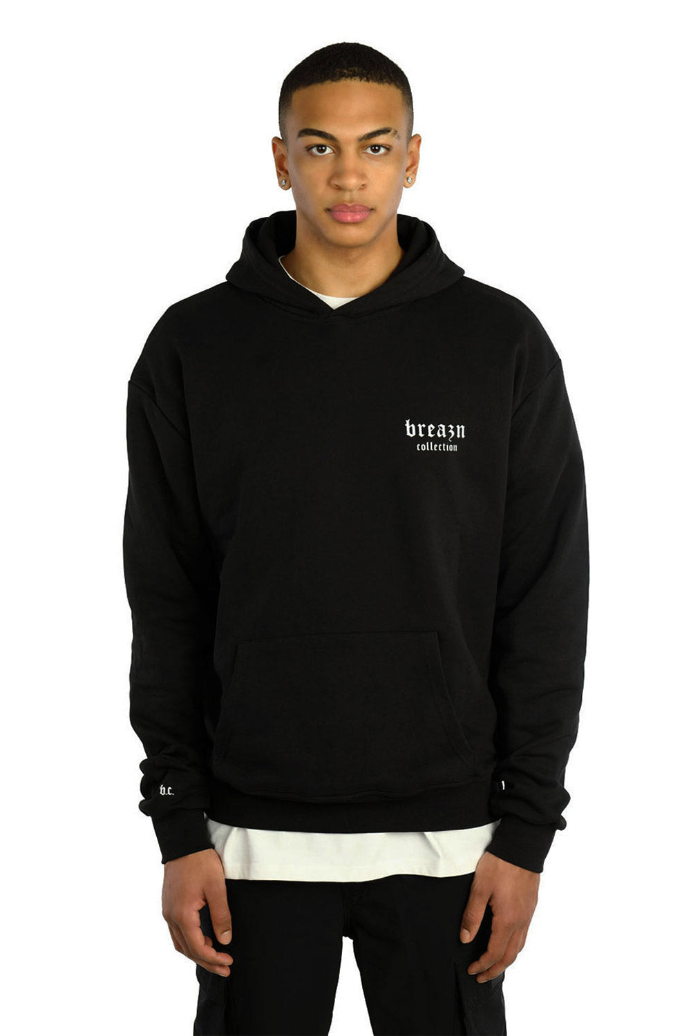 schwarzes Breazn back print Hoodie mit logo auf der Brust
